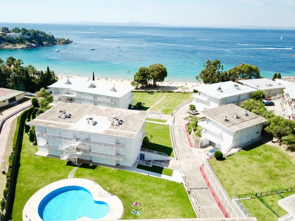 Almadrava Beach Roses Exterior photo
